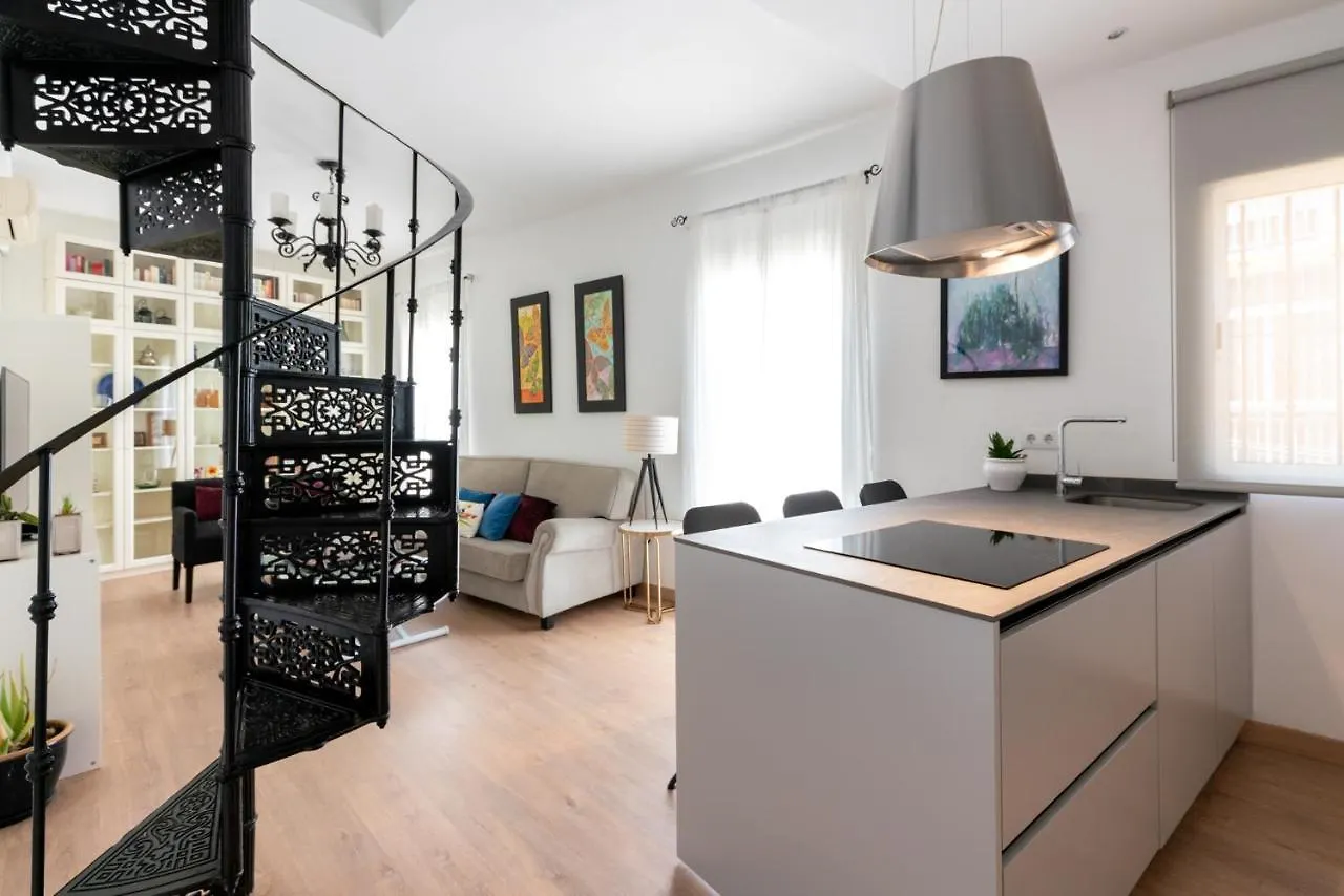 Apartament Am Alameda Santa Rufina Sewilla